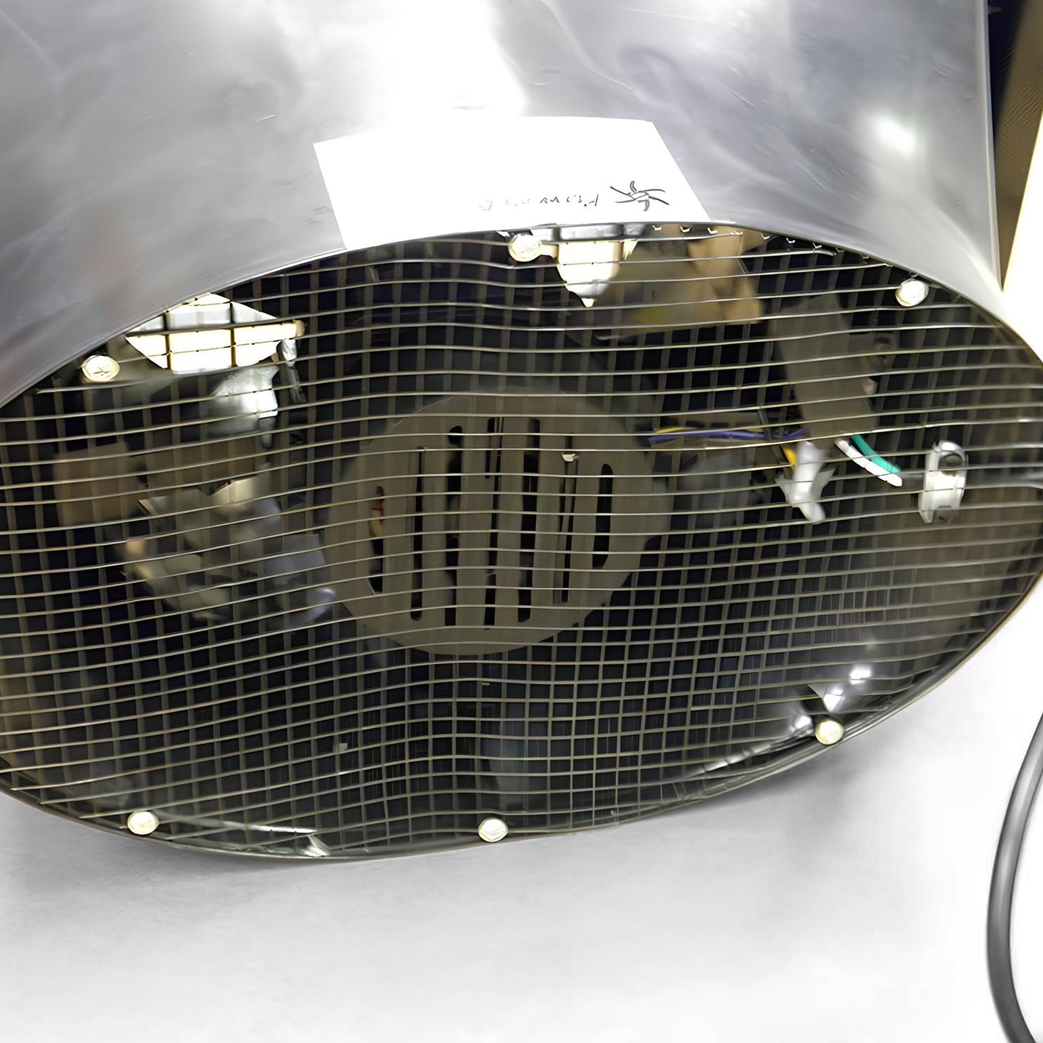 Back view of the Power Blade Fan